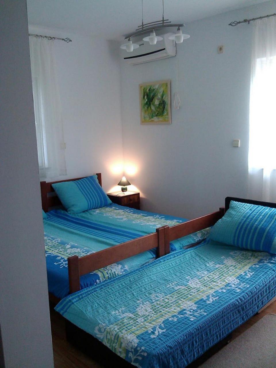 Apartments Antonija - Fitness Vinišće Εξωτερικό φωτογραφία