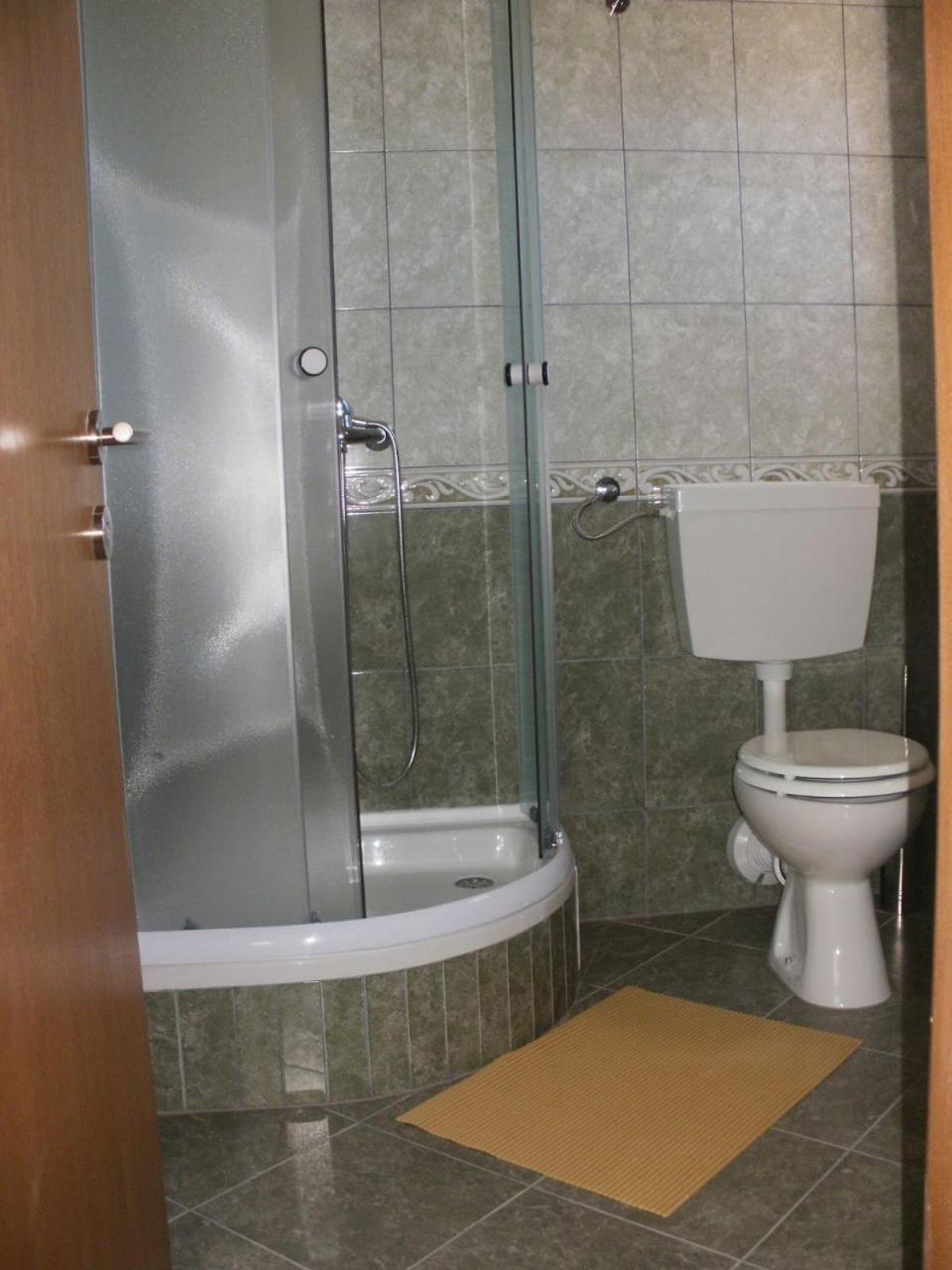 Apartments Antonija - Fitness Vinišće Εξωτερικό φωτογραφία